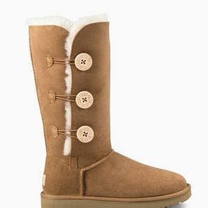 Ugg Bailey Button Triplet II Boot Chestnut Size 8